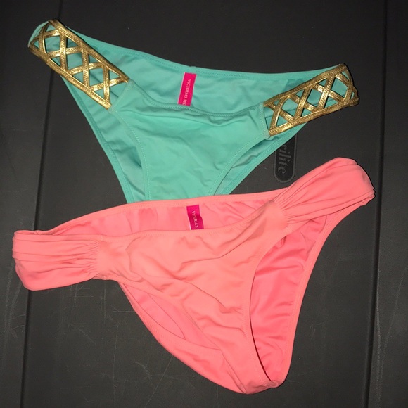 Bathing suits - Picture 2 of 8